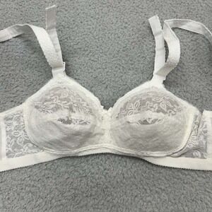 VTG Norvell Bra 28F Wireless 877 Cone Bra